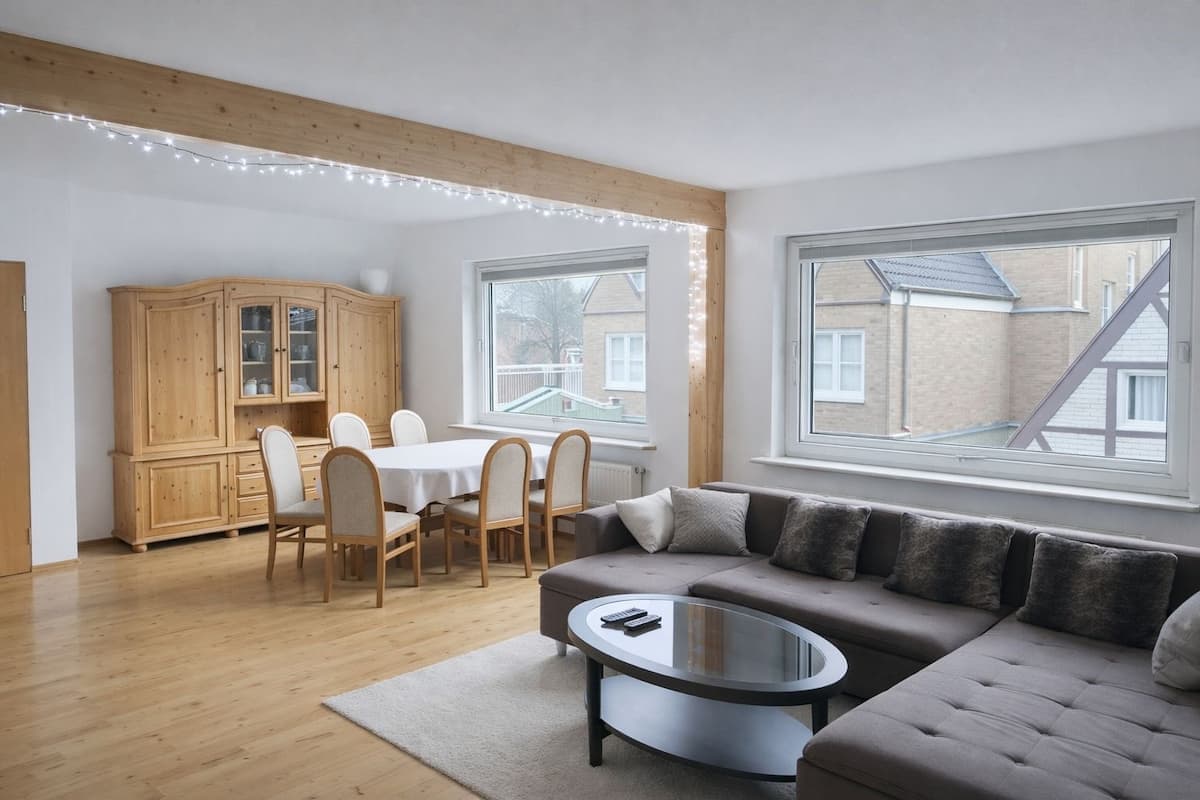 Monteurwohnung Elmshorn – Innenansicht des möblierten Apartments Monteurwohnung Elmshorn – Innenansicht des möblierten Apartments