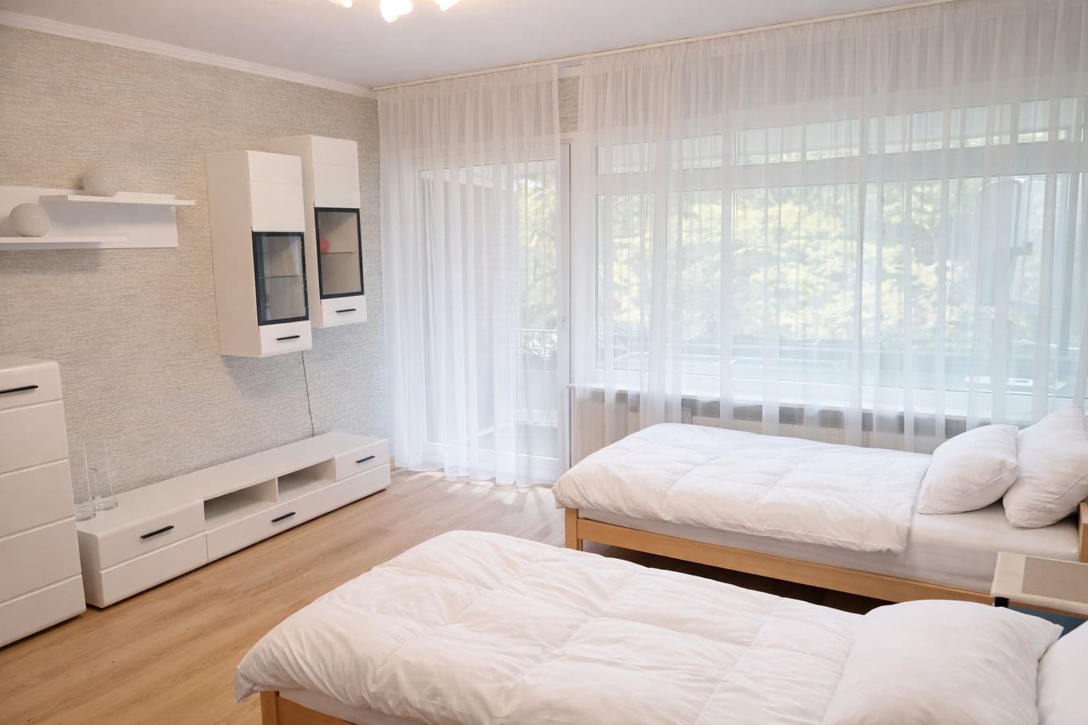 Monteurwohnung Hamburg – Innenansicht des möblierten Apartments Monteurwohnung Hamburg – Innenansicht des möblierten Apartments